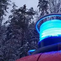 symbolbild_baum_auf_fahrbahn.jpg